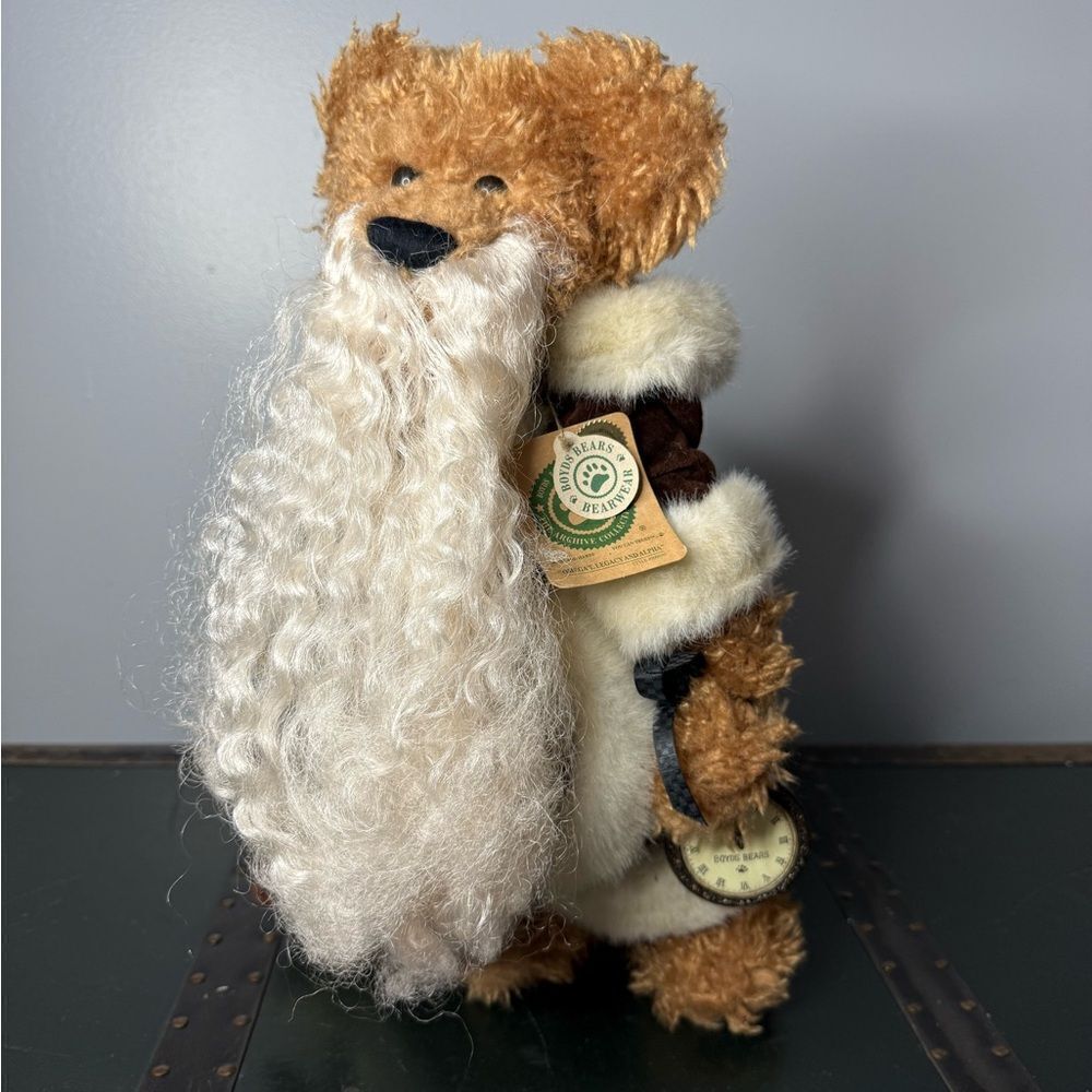 Boyds Bear Omega T. Legacy Millennium Bear for the year 2000 Watch Scroll Stand